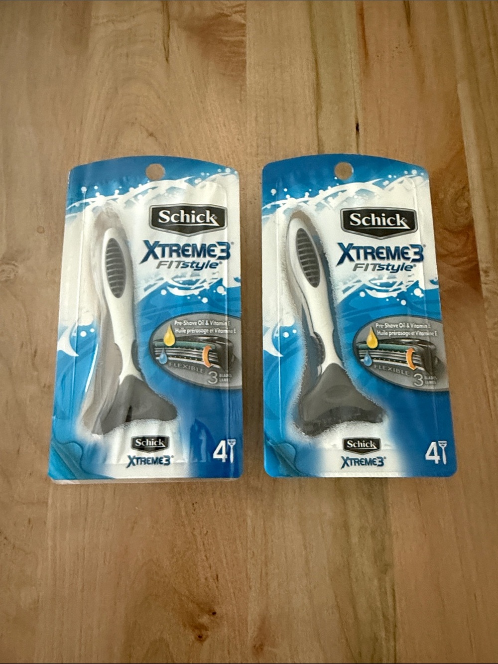 Schick Xtreme3 FitStyle Men’s Disposable Razor - White and Black (Pack of 2)